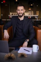 Miro Guezoumian Guezoumian