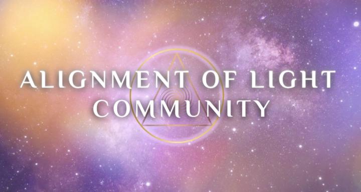 Alignment of Light Community