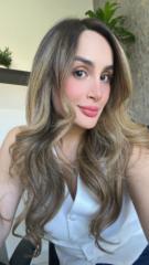 Alejandra Flores