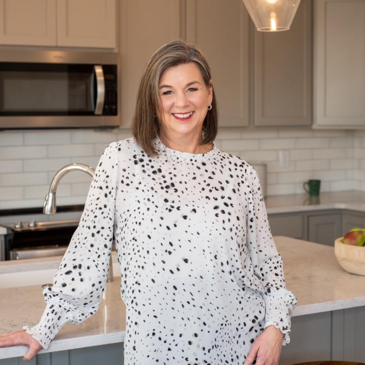 LeeAnn Schultz