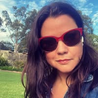 Jeanna Manifold