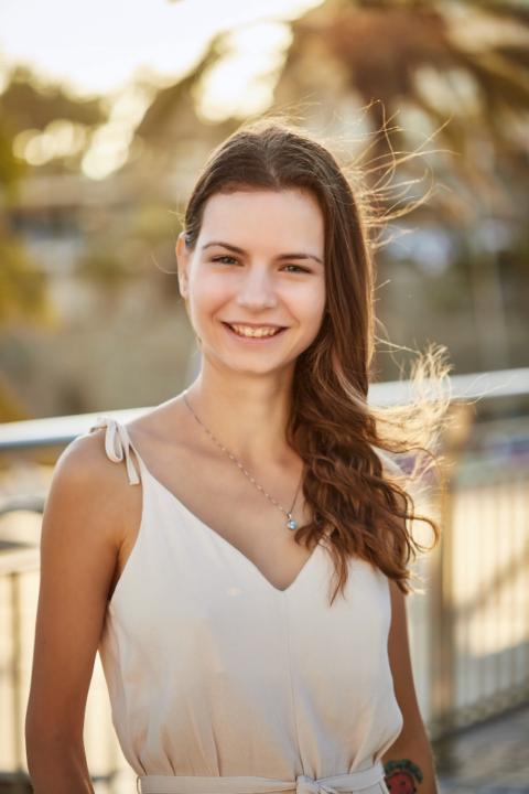 Vivien Vadkerti