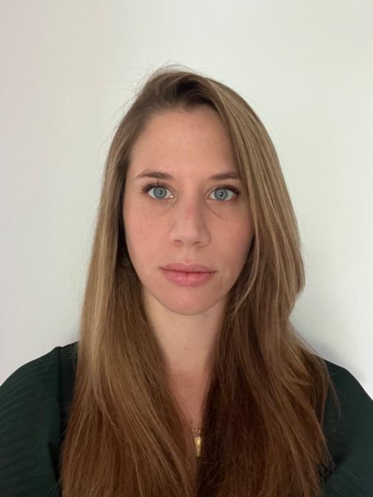 Cécile Adam