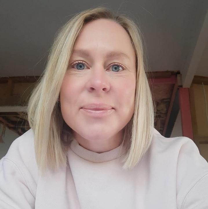 Clare Dutton
