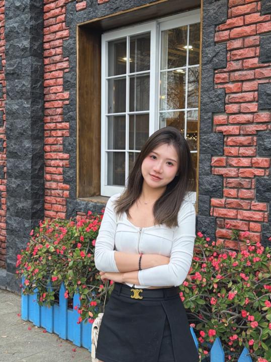 Gina Chen