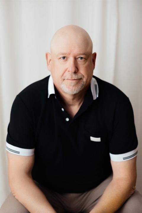 Kenneth Lynch