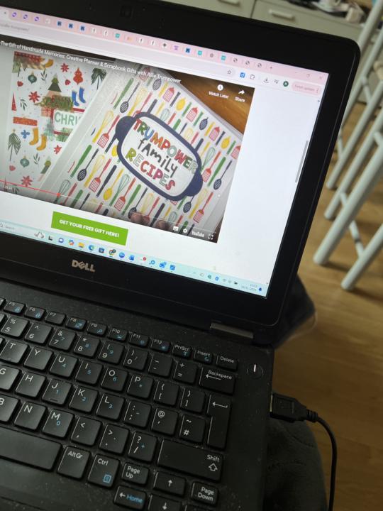 selfie watching a workshop