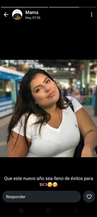 Yeniree Holguin