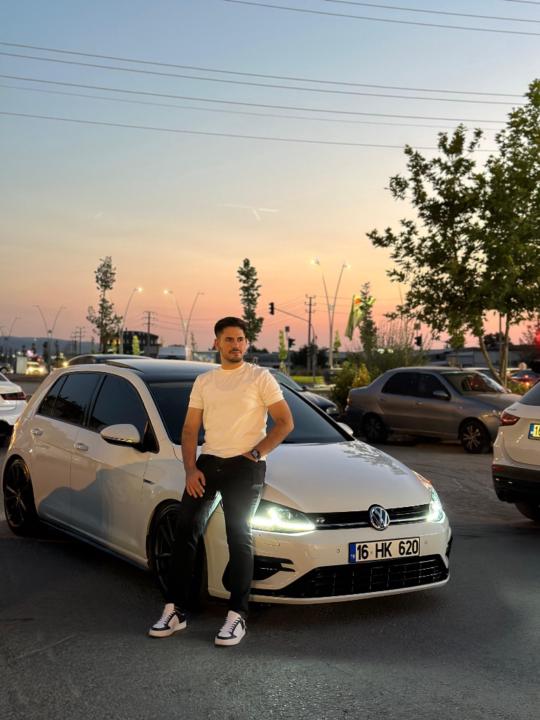 Cem Kaşık