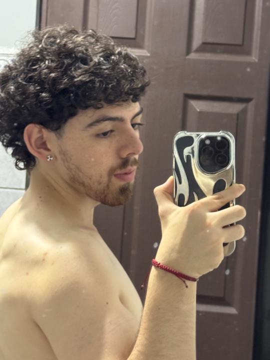 Dustin Pérez