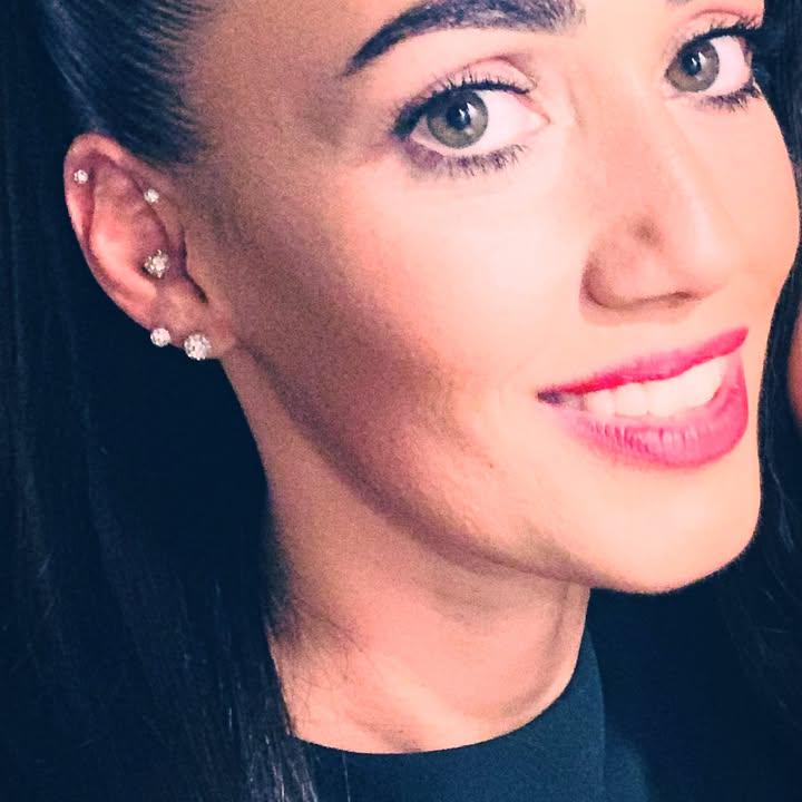 Tannaz Cruz