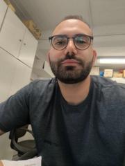 Κώστας Νικολαου