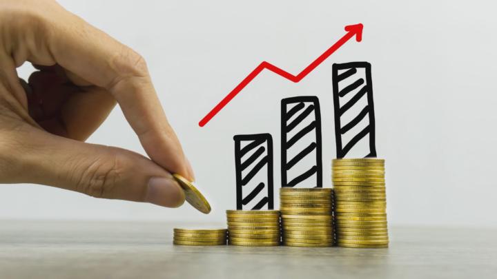 📊 INVESTOVAŤ – S poradcom alebo bez? 🤔