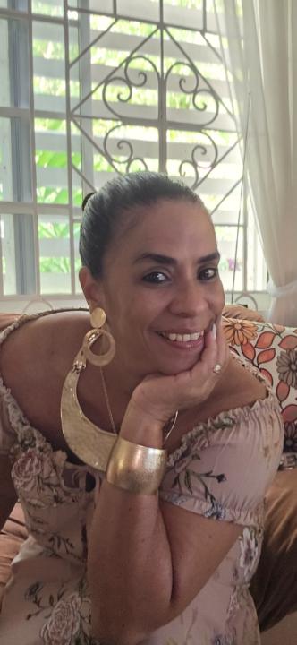 Mavis Aime Casamajor Castillo