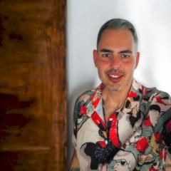 Adam L