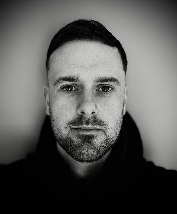 Aron Parry