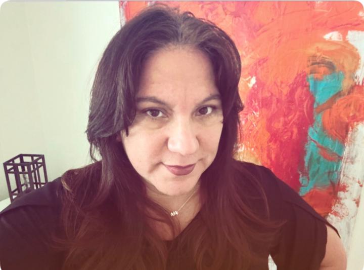 Veronica Estremadoyro