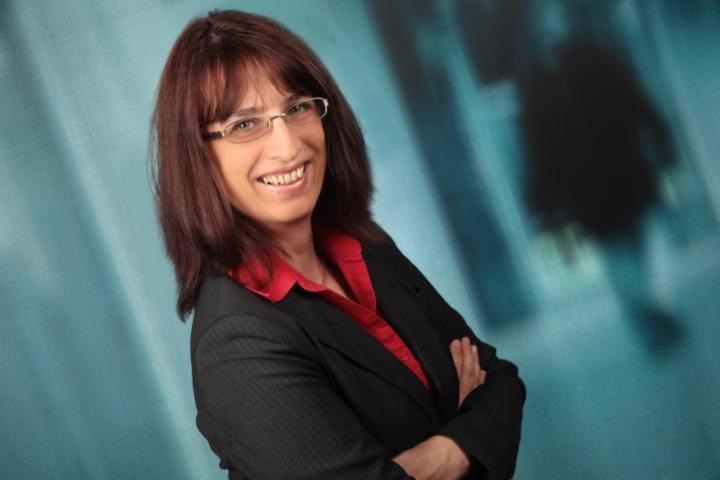 Iris Karner