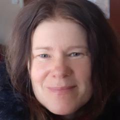 Ildiko Csabai