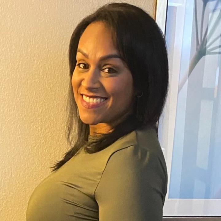 Flavia Sanabia-Liranzo