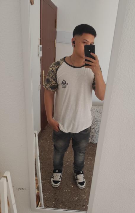 Carlos Gonzalez