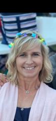 Clare Scholten