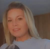 Mona Anderson