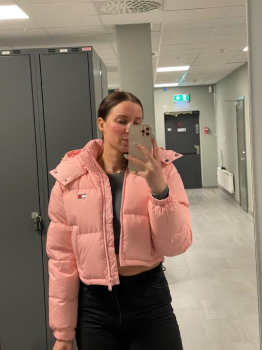 Essi Pelkonen