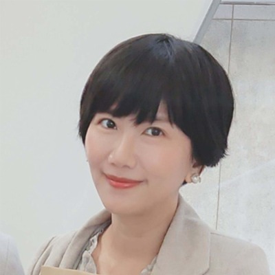 筱雯 洪