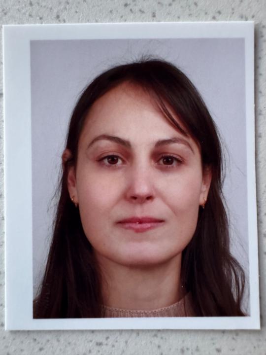 Carina Oueis