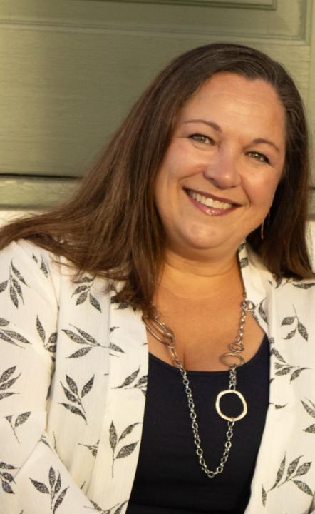 Yvette Charbeneau