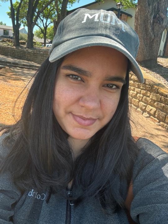 Claudia Cordova Figueira