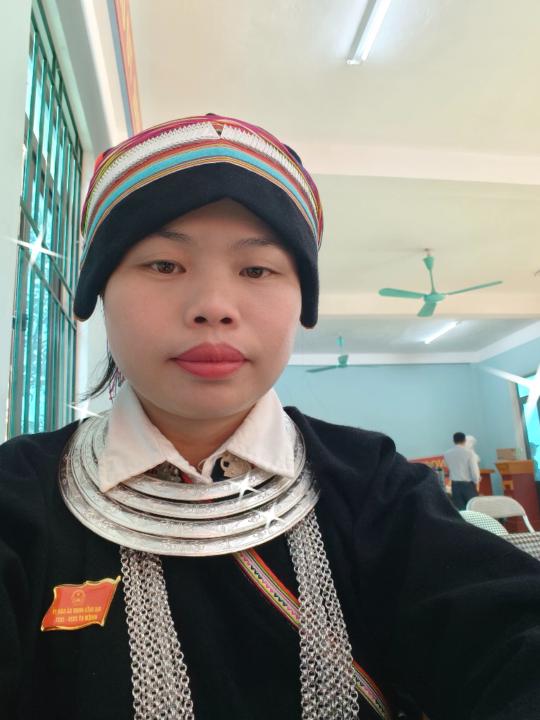 Khòi Tẩn thị