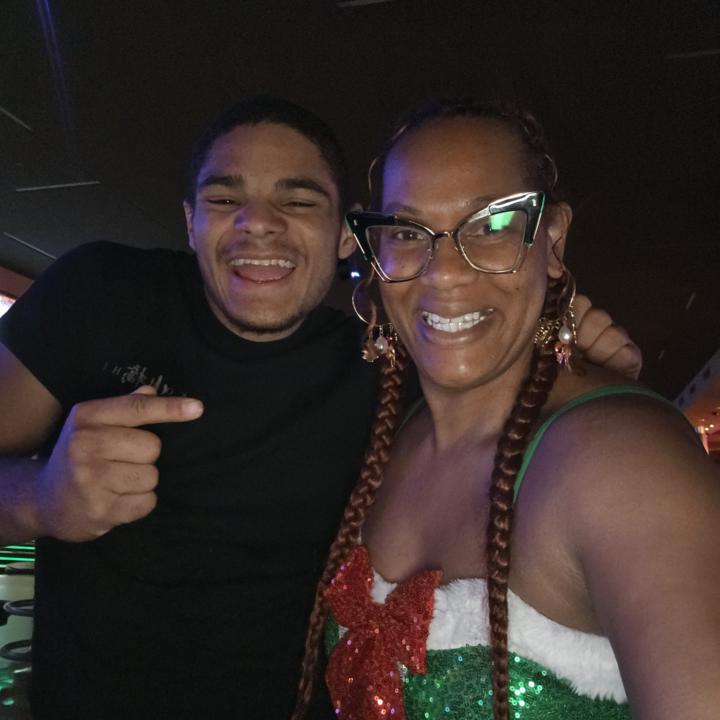 Christmas selfies with Ms.ice cream continued