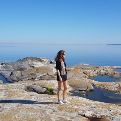 Elina R