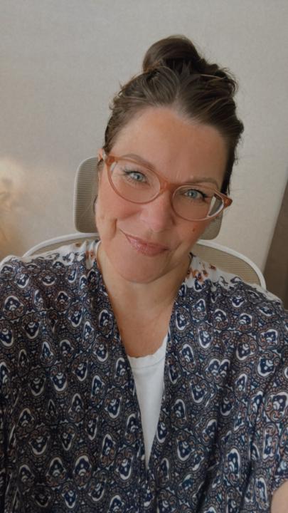 Hi everyone! I’m Julie ❤️