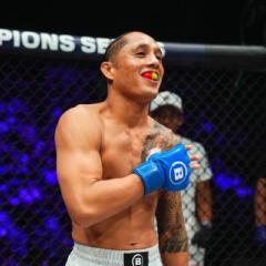 Jonathan Macalolooy