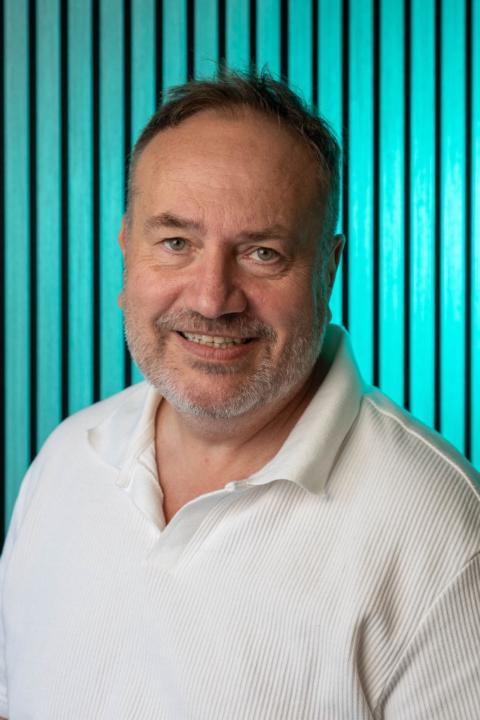 Mark Williams