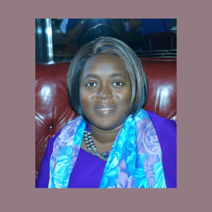 Dr. Nicola Waugh