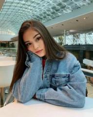Camella Linch kate