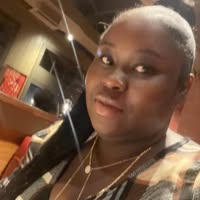 Dyraneshia Warren