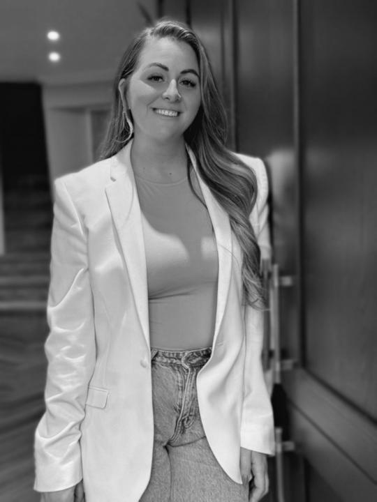 Leah Slade