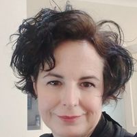 Anna Marais