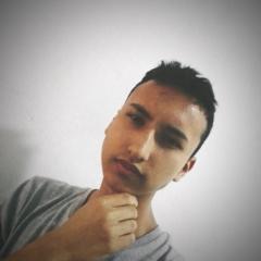 Kevin L Claros