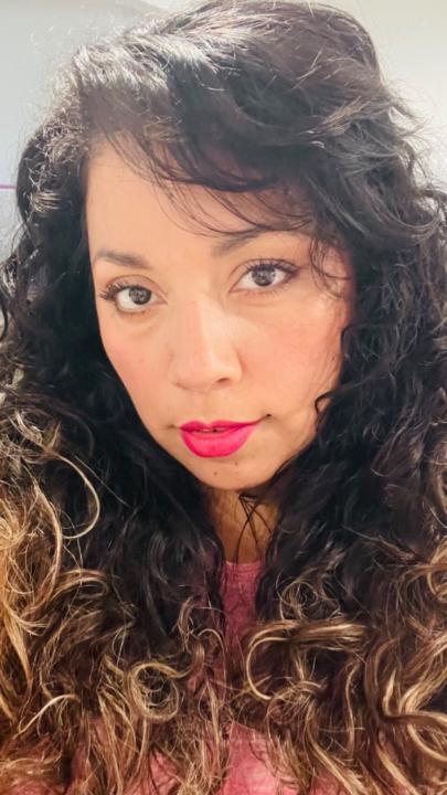Elizabeth Reyes