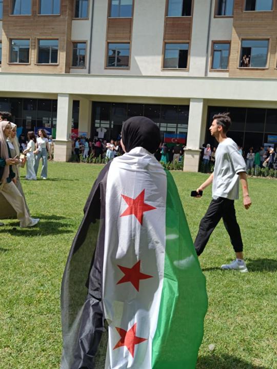 نور مرادني