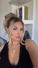Courtney Dicken