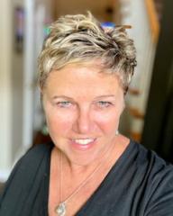 Caroline Holley