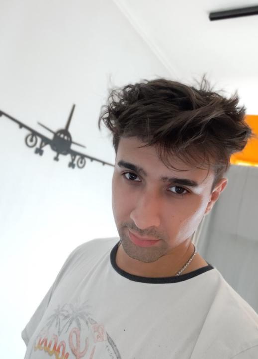 Franco Zea