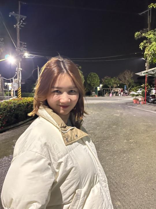 晴妤 陳